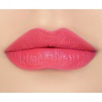 makeupgeek-iconic-lipstick-lip-swatch-clumsy