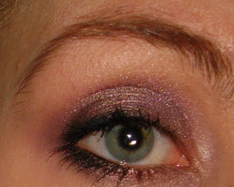 too-faced-chocolate-bar-palette-look-2