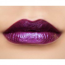 makeupgeek-foiled-lip-gloss-drumroll-swatch