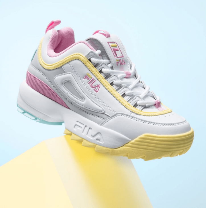 Trendy sneakers voor 2021 + hoe deze sneakertrends stylen? | Glamourista -  kapsels